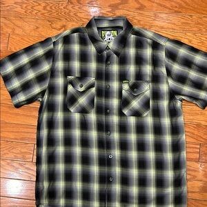 DIXXON Men's Black and Green Plaid Shirt